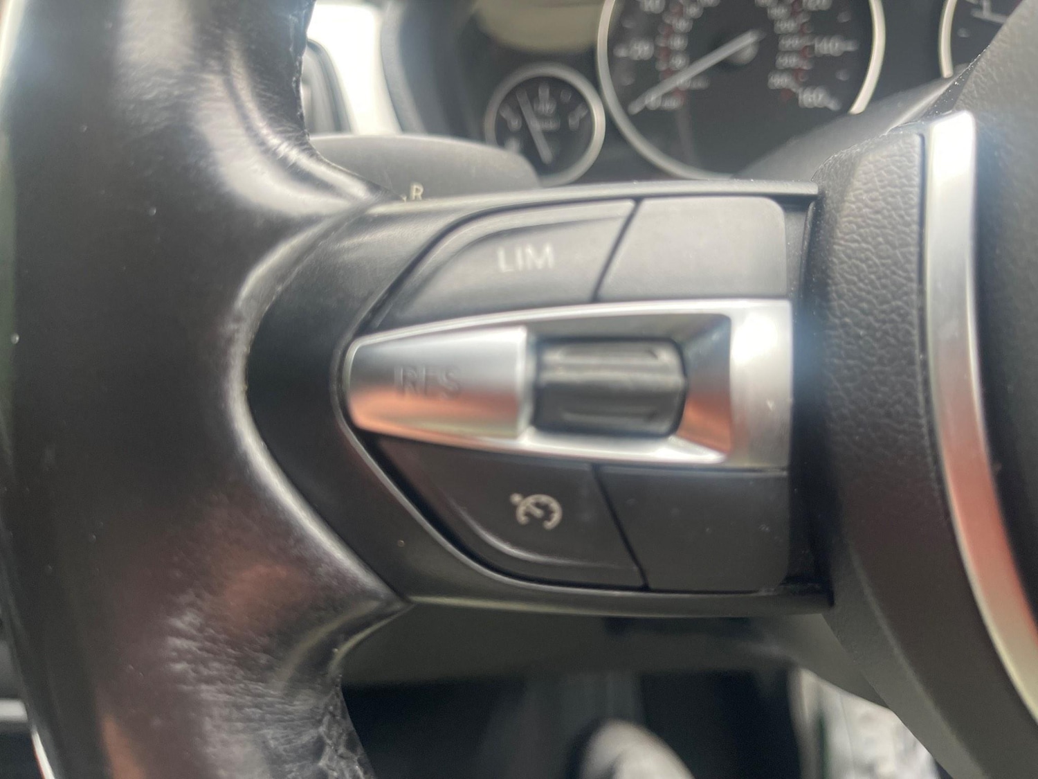 Used BMW 3 Series 2015 for sale - 77733448: Photo 27