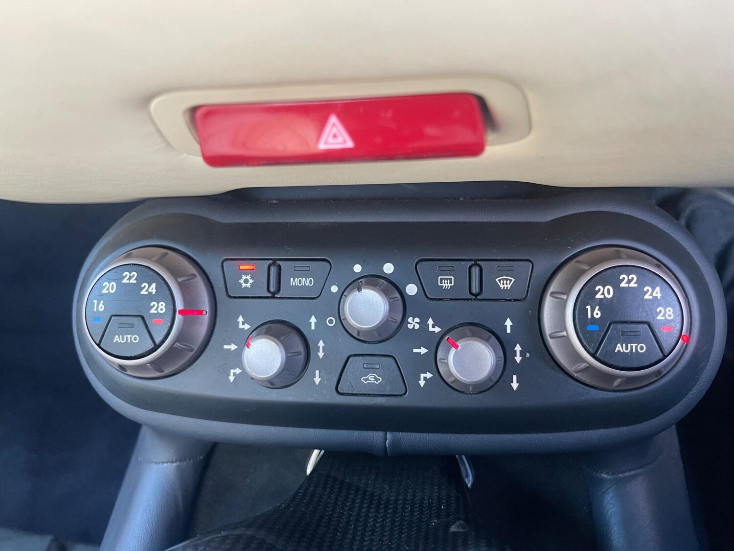 Used Ferrari California 2014 for sale - 77739331: Photo 25