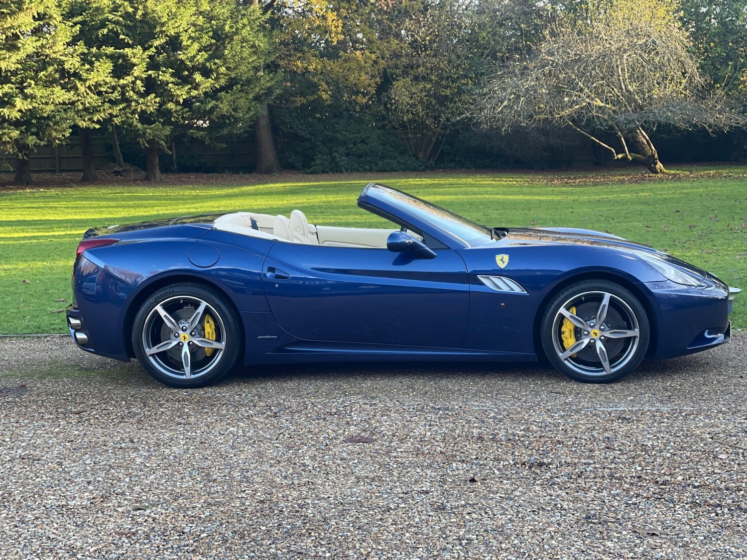 Used Ferrari California 2014 for sale - 77739331: Photo 3