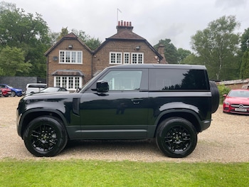 Used Land Rover Defender 2024 for sale - 78834693: Photo