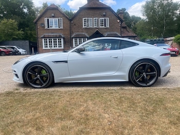 Used Jaguar F-Type 2018 for sale - 79394935: Photo