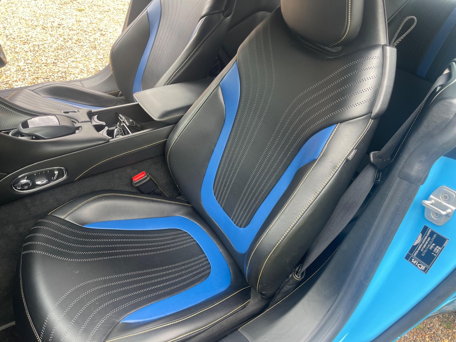 Used Aston Martin DB11 for sale - 77739307: Photo 26