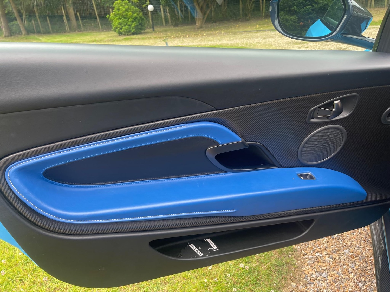 Used Aston Martin DB11 for sale - 77739307: Photo 27