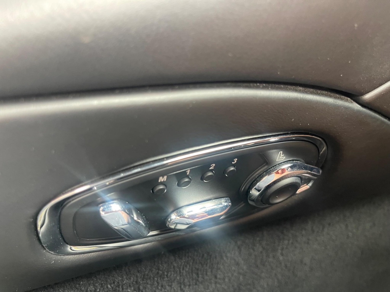 Used Aston Martin DB11 for sale - 77739307: Photo 35