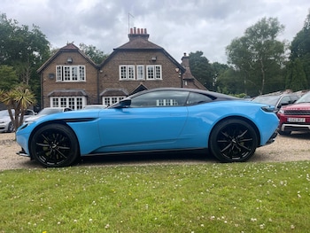 Used Aston Martin DB11 2019 for sale - 77739307: Photo