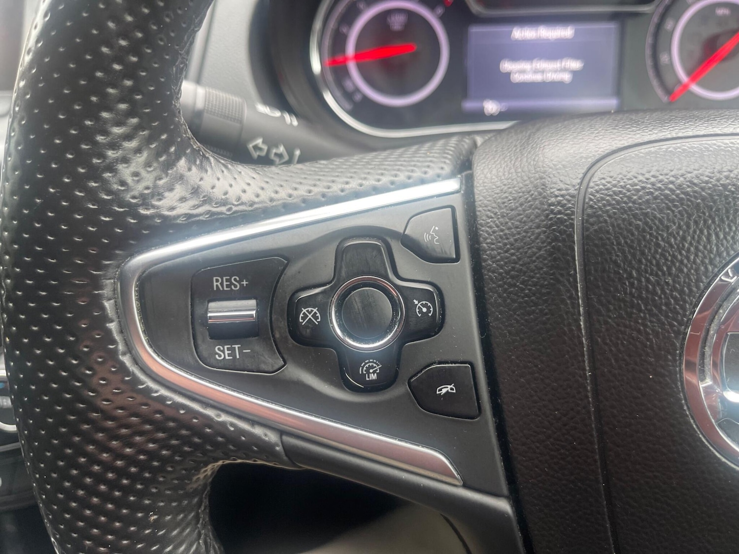 Used Vauxhall Insignia 2015 for sale - 77739347: Photo 23