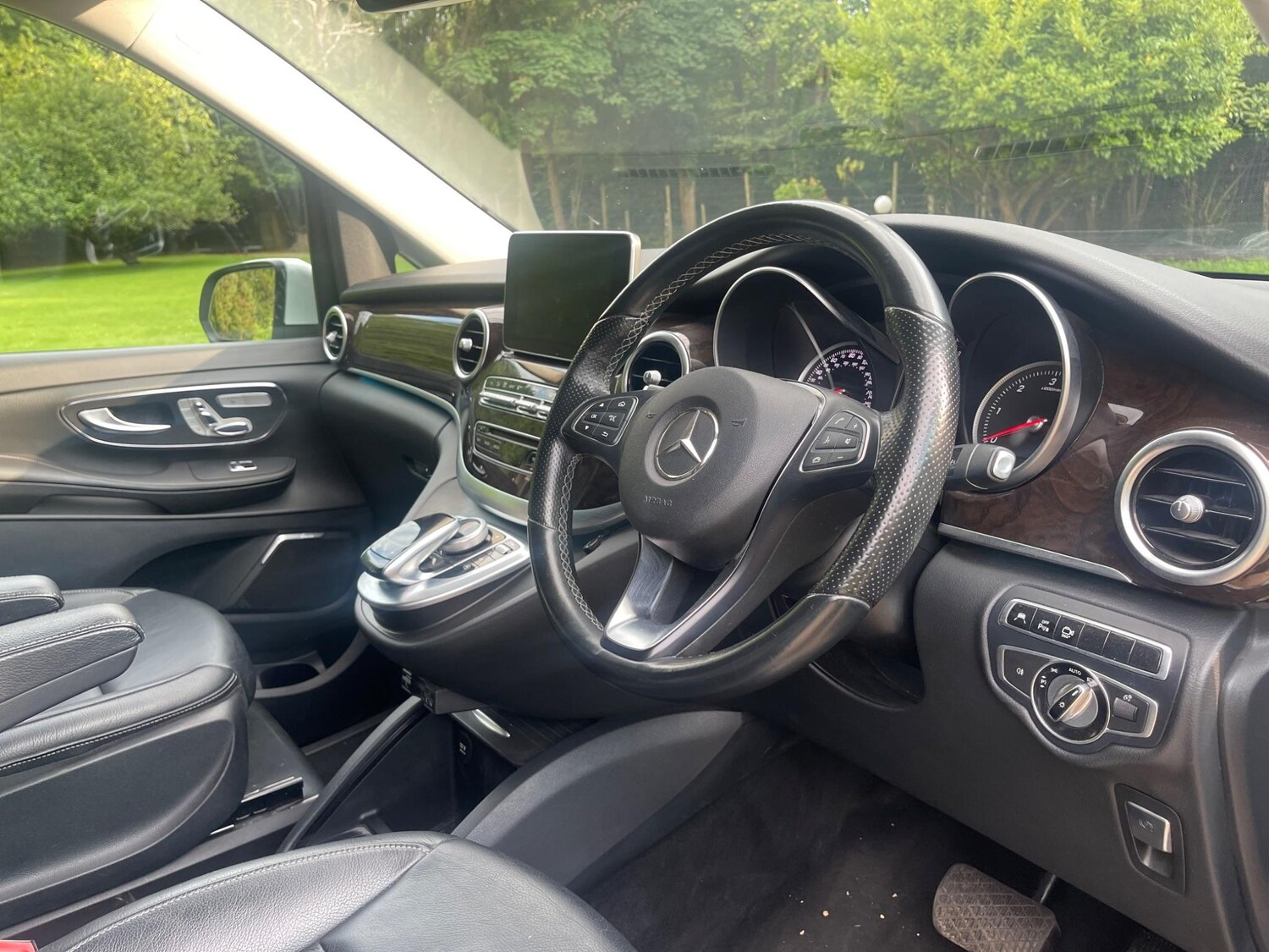 Used Mercedes-Benz V-Class for sale - 77739310: Photo 9