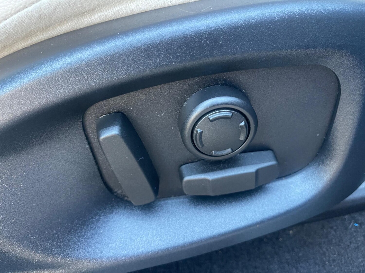 Used Jaguar E-Pace 2019 for sale - 78162986: Photo 18