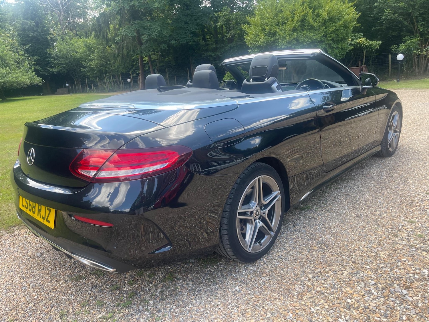 Used Mercedes-Benz C Class 2018 for sale - 77739308: Photo 5