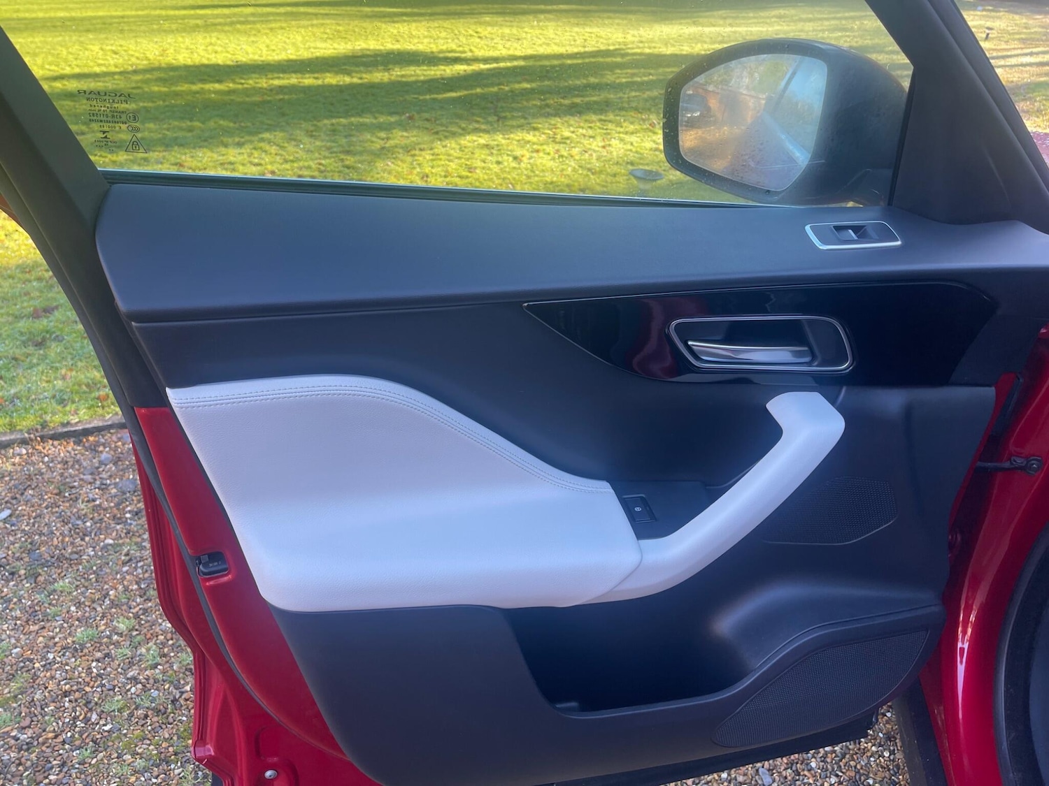 Used Jaguar F-Pace 2016 for sale - 77739339: Photo 32