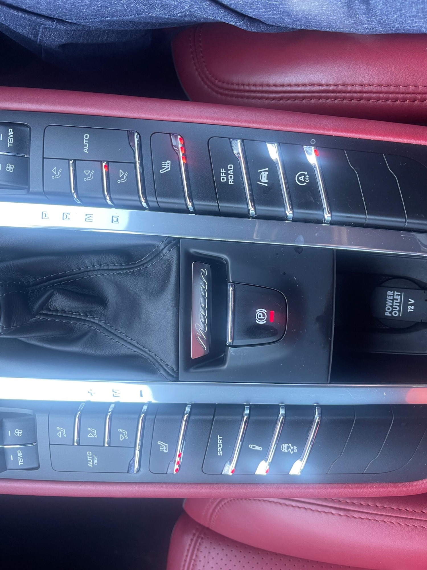 Used Porsche Macan 2017 for sale - 77739326: Photo 29