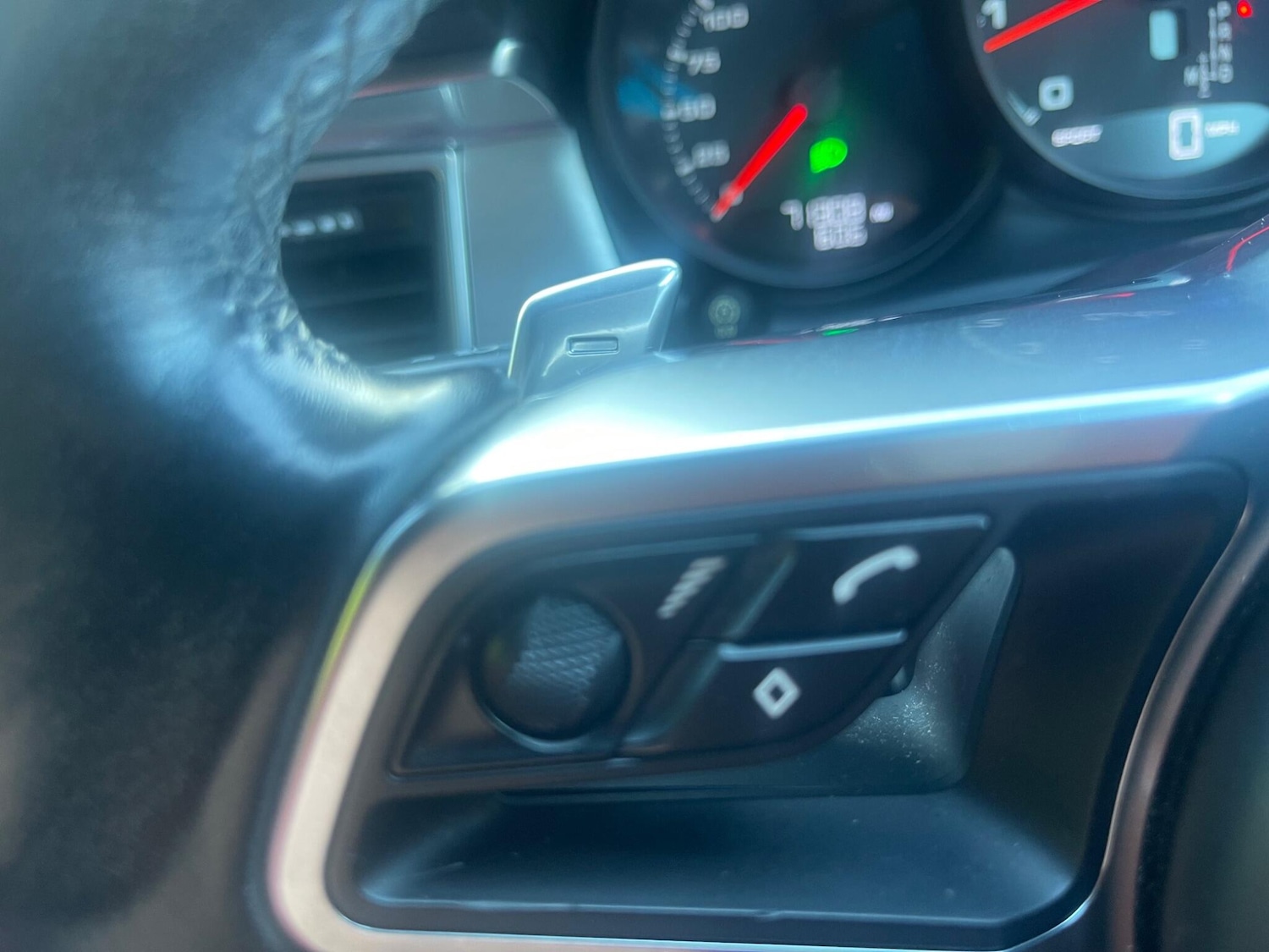 Used Porsche Macan 2017 for sale - 77739326: Photo 33