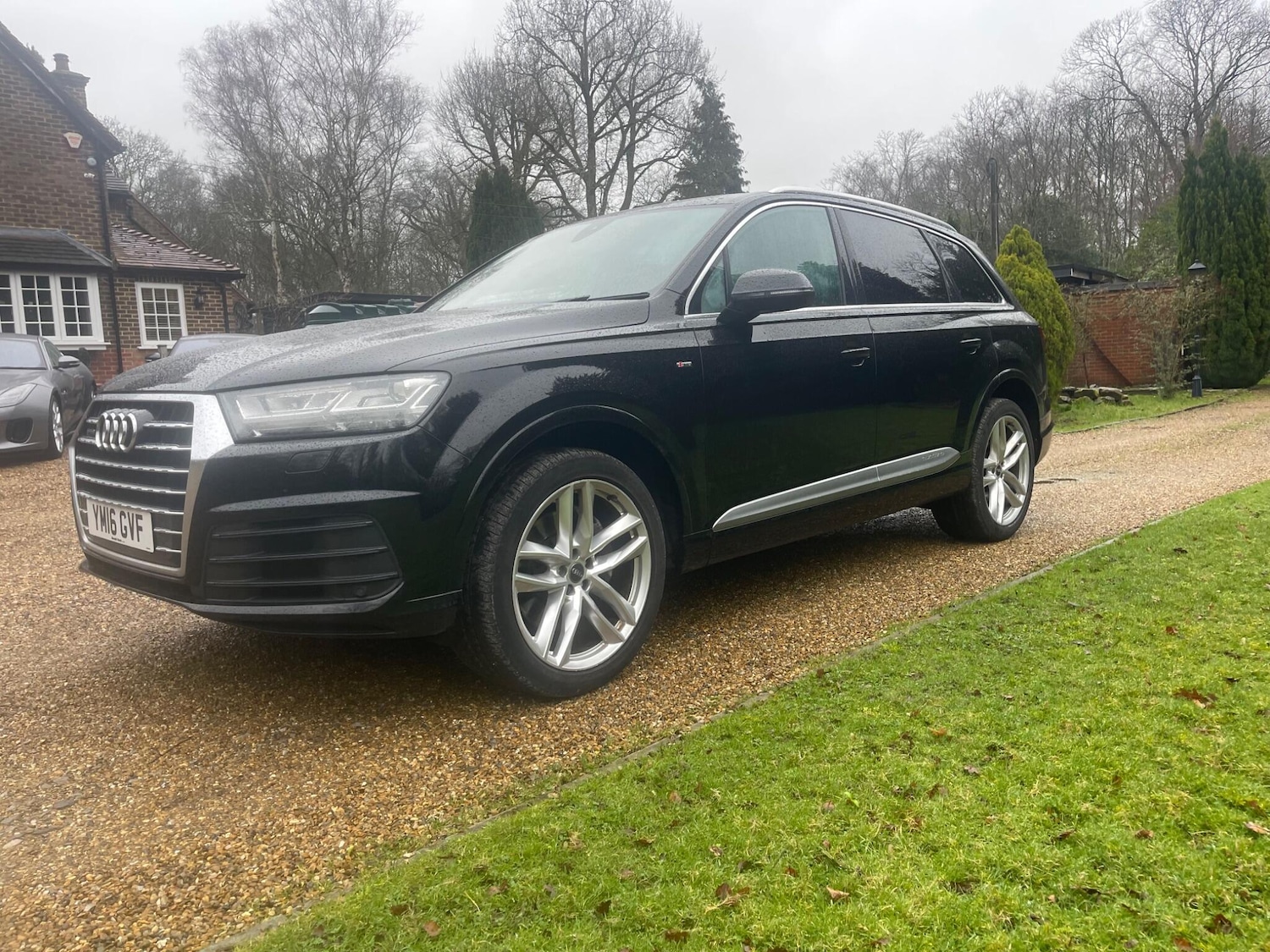 Used Audi Q7 2016 for sale - 77739336: Photo 2