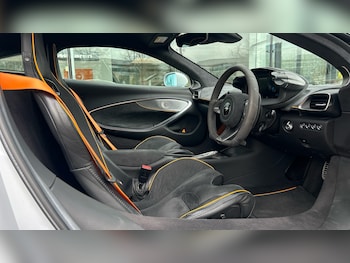 Used McLaren Artura 2023 for sale - 78427041: Photo