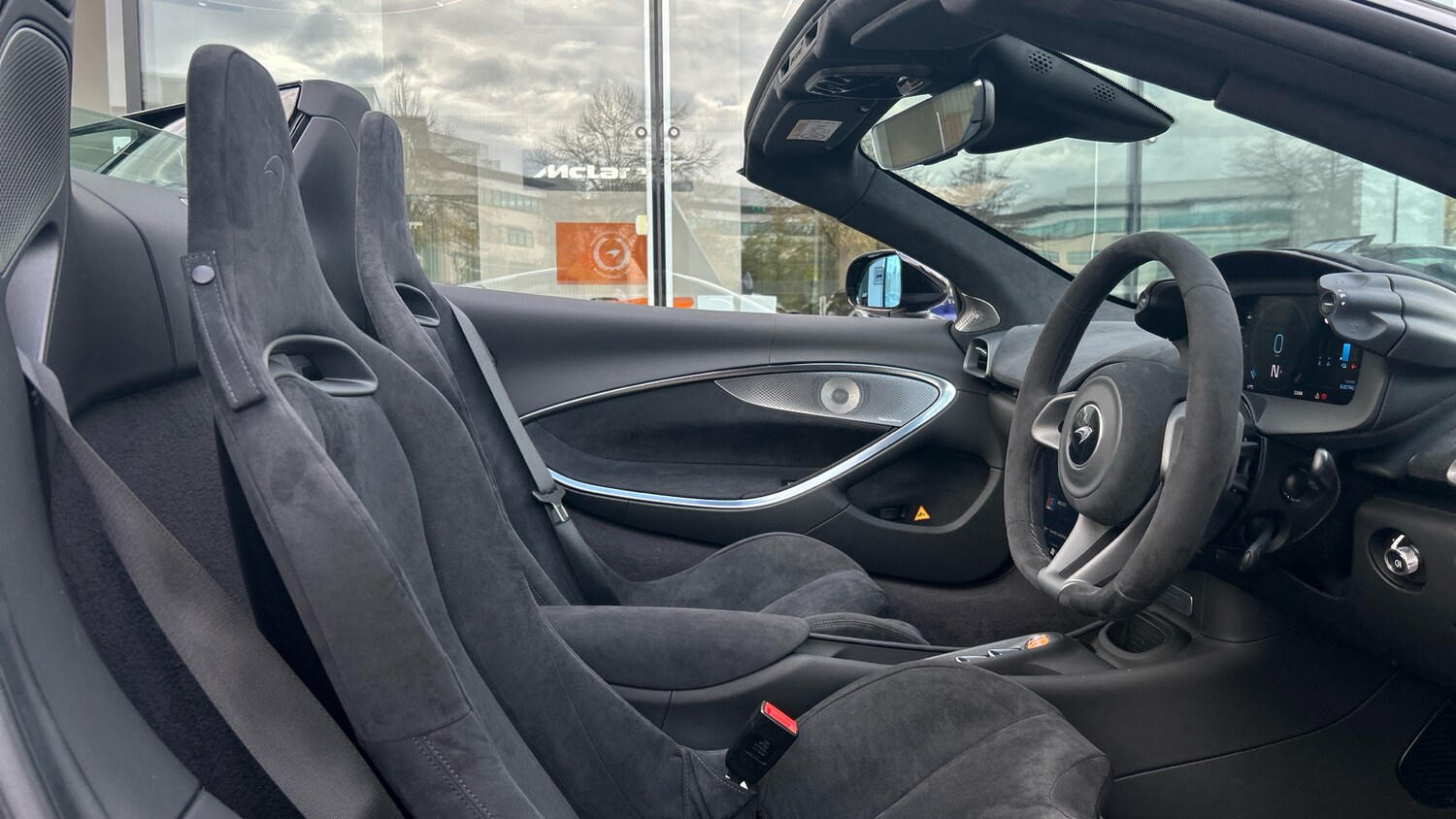 Used McLaren Artura for sale - 76799452: Photo 21