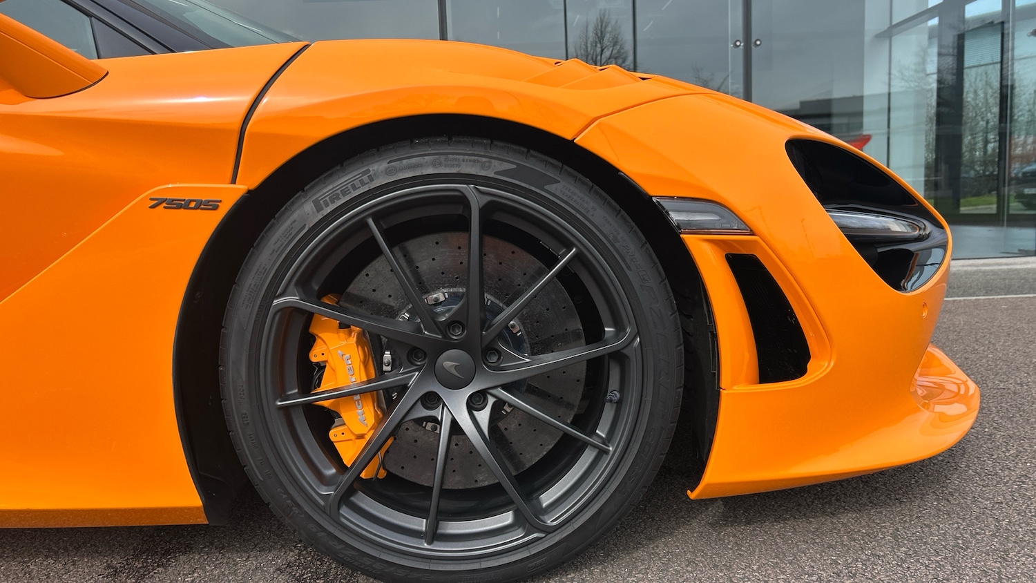 Used McLaren 750S 2024 for sale - 77921239: Photo 8