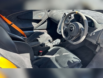 Used McLaren 600LT 2019 for sale - 79130470: Photo