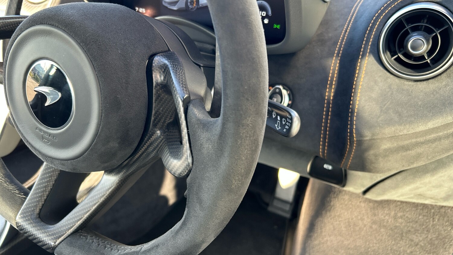 Used McLaren 600LT 2018 for sale - 76387052: Photo 16