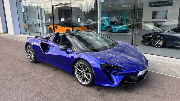 Used McLaren Artura 2024 for sale - 76082136: Photo 11