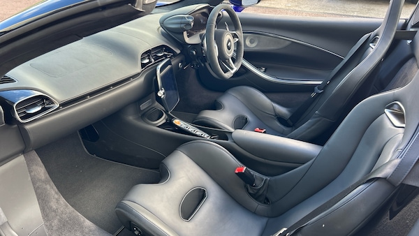 Used McLaren Artura 2024 for sale - 76082136: Photo 4