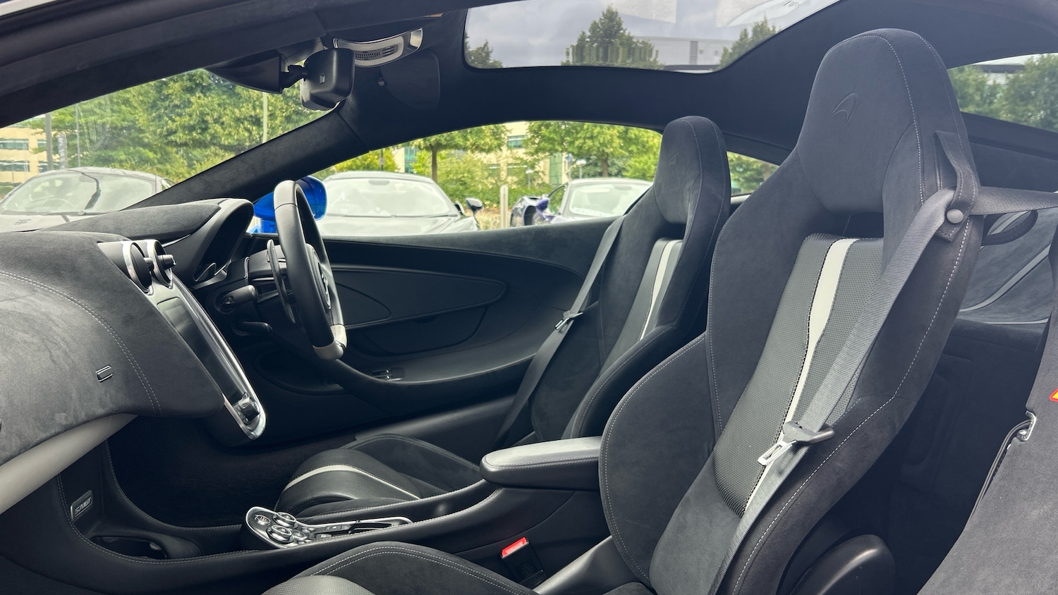 Used McLaren 570GT 2019 for sale - 76334913: Photo 4