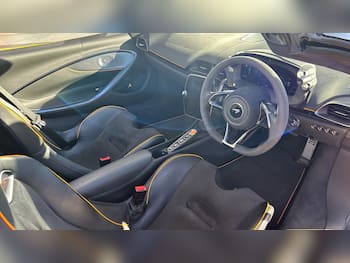 Used McLaren Artura 2025 for sale - 79779886: Photo