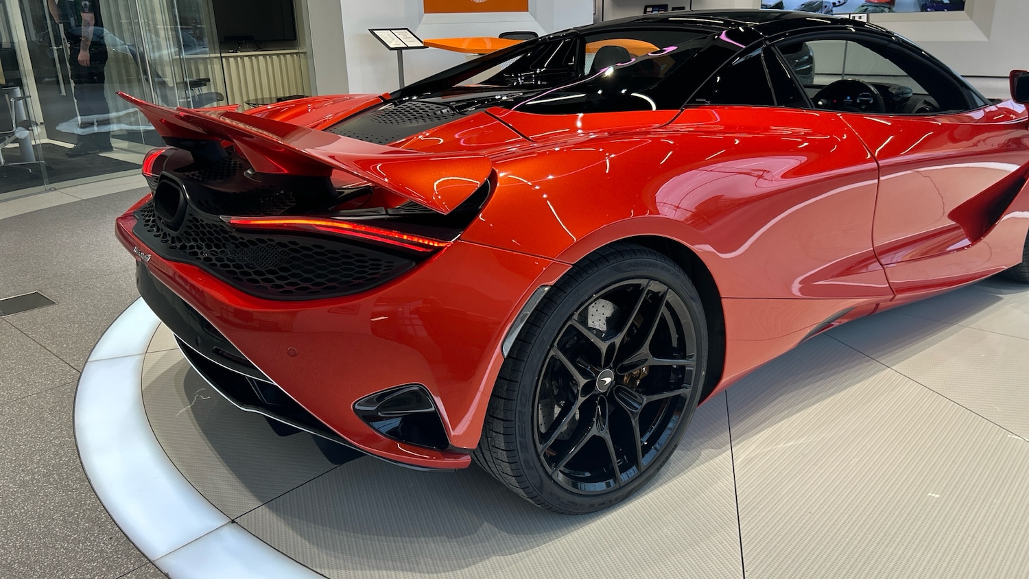 Used McLaren 750S 2024 for sale - 77089718: Photo 13