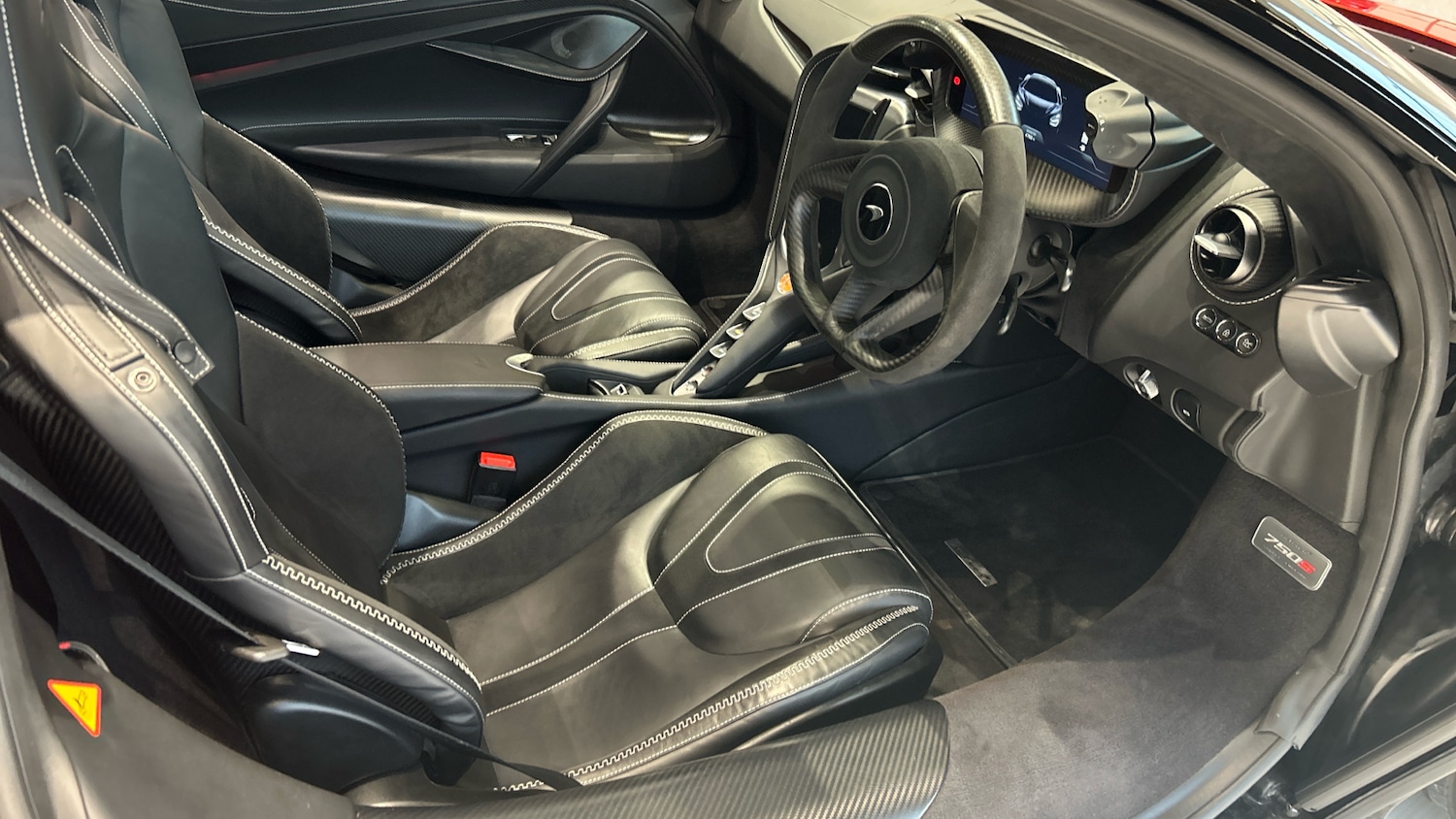 Used McLaren 750S 2024 for sale - 77089718: Photo 3