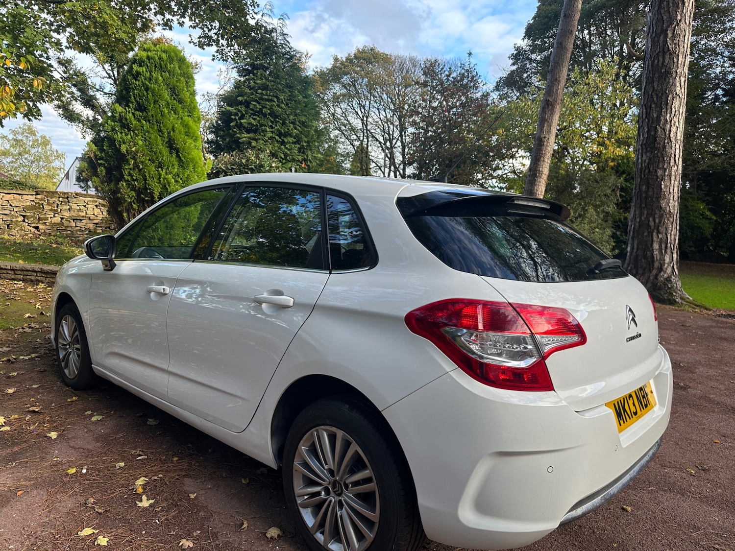 Used Citroen C4 2013 for sale - 76187395: Photo 10