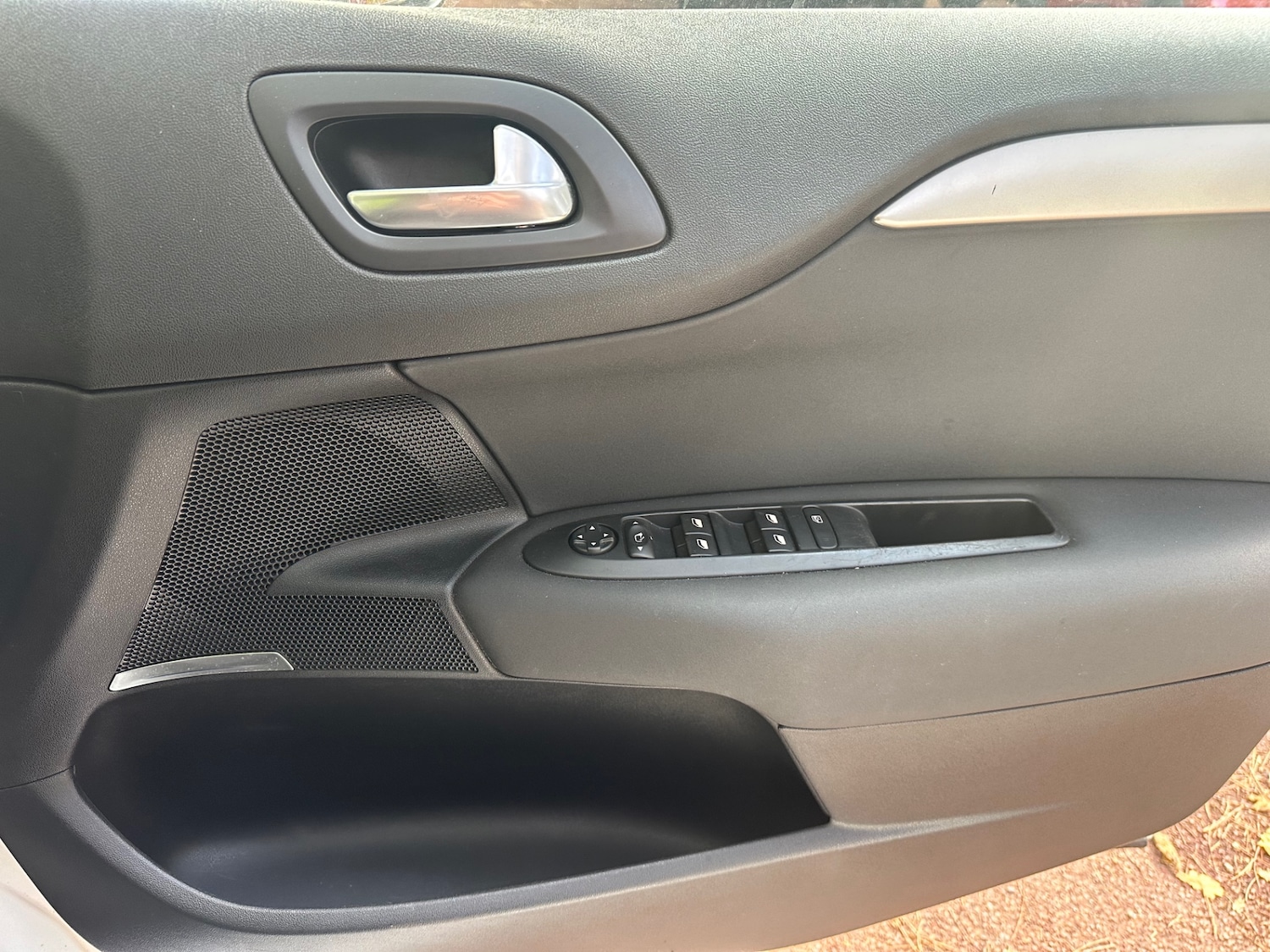 Used Citroen C4 2013 for sale - 76187395: Photo 19