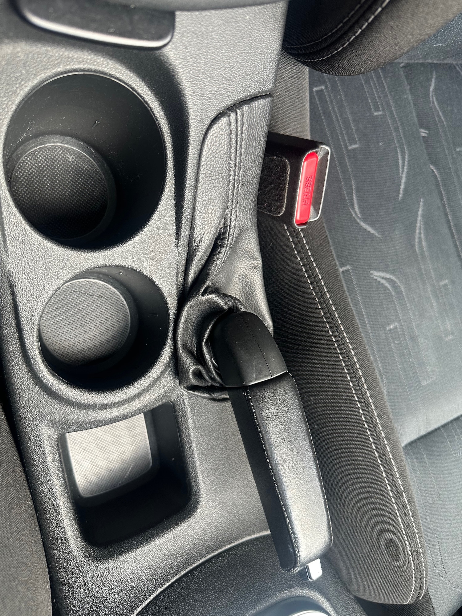 Used Citroen C4 2013 for sale - 76187395: Photo 20