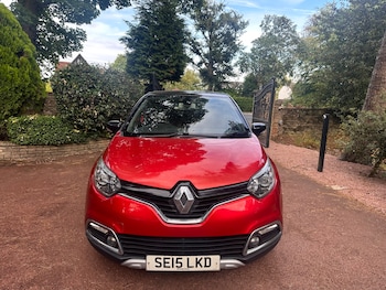 Used Renault Captur 2015 for sale - 76596618: Photo