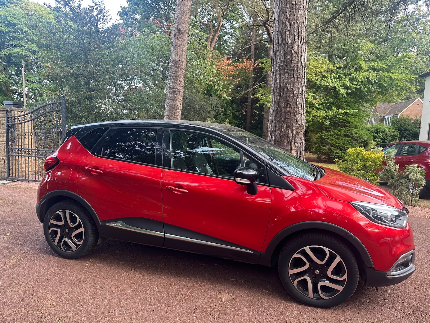 Used Renault Captur 2015 for sale - 76596618: Photo 4