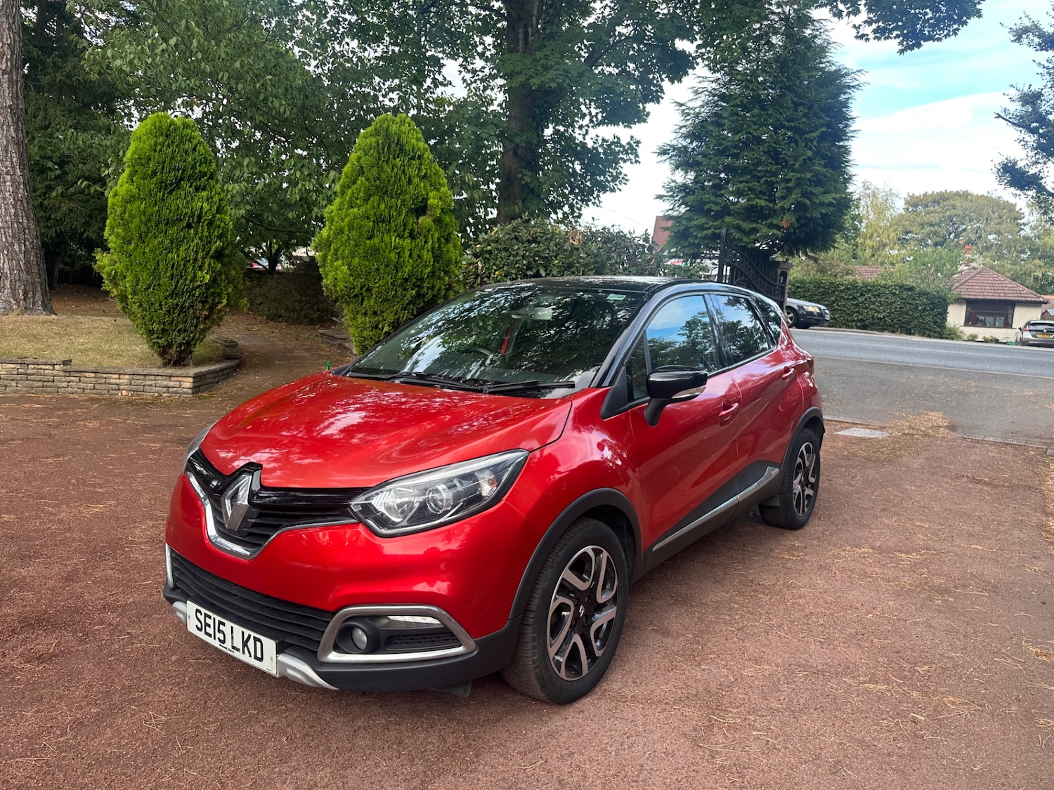 Used Renault Captur 2015 for sale - 76596618: Photo 5