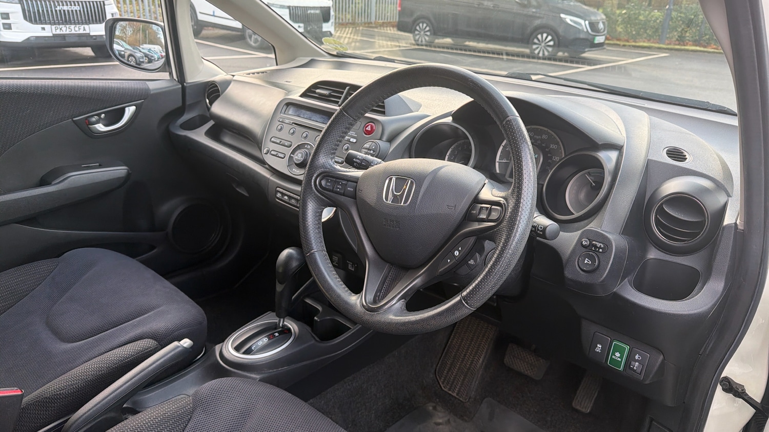 Used Honda Jazz 2015 for sale - 77107597: Photo 9