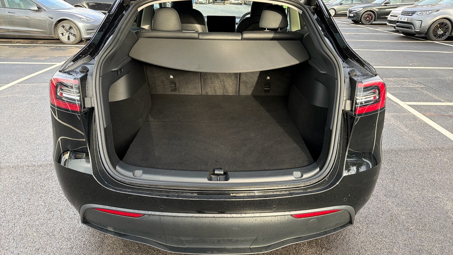 Used Tesla Model Y 2022 for sale - 76896870: Photo 15