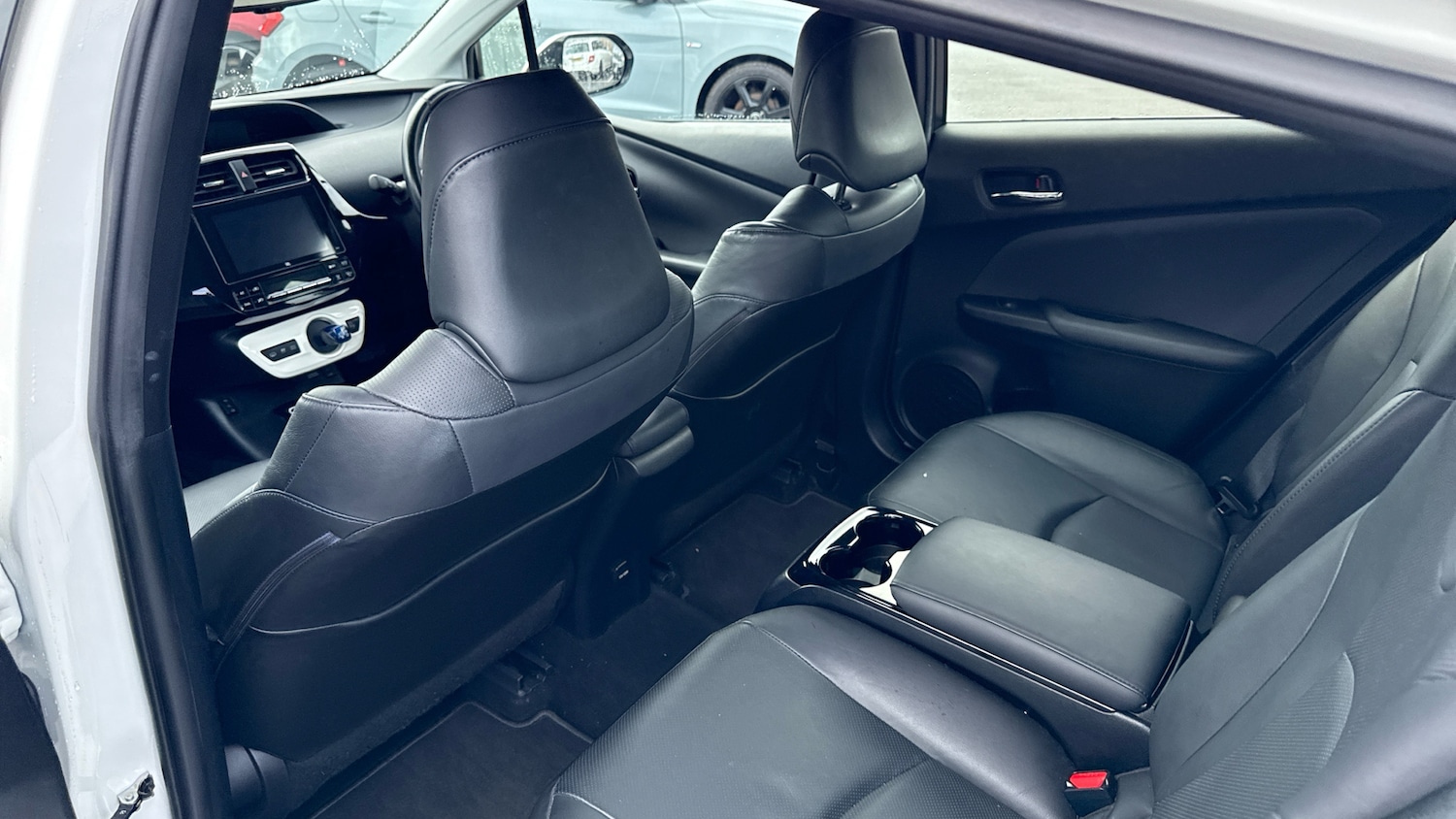 Used Toyota Prius 2019 for sale - 76896867: Photo 14