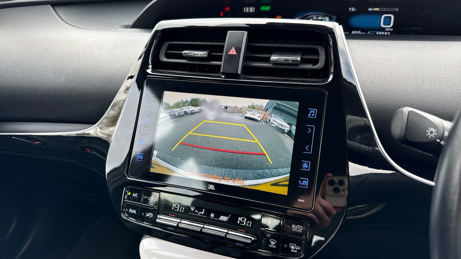 Used Toyota Prius 2019 for sale - 76896867: Photo 24