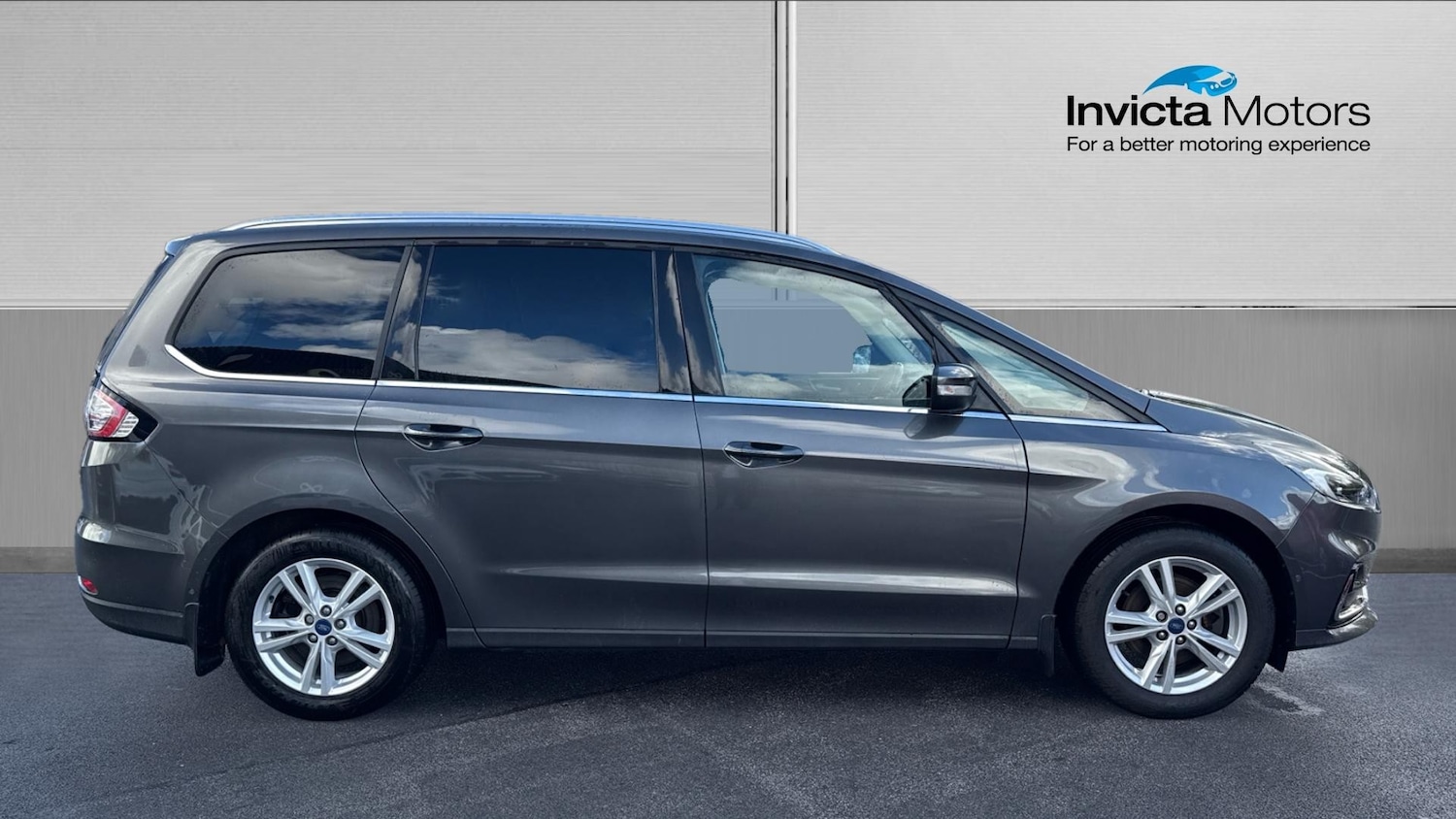 Used Ford Galaxy 2022 for sale - 76346915: Photo 2