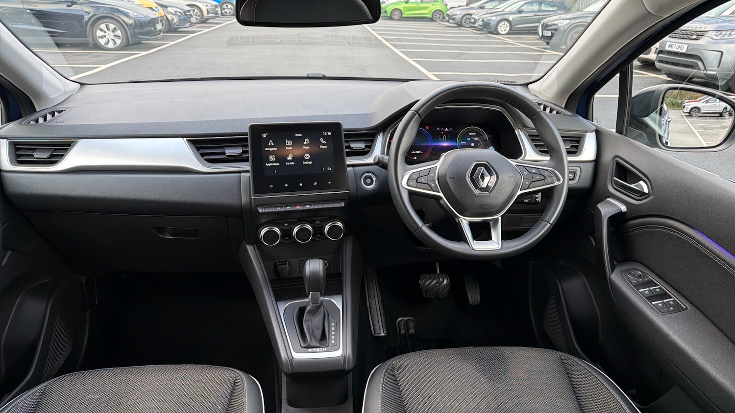 Used Renault Captur 2023 for sale - 76821505: Photo 11