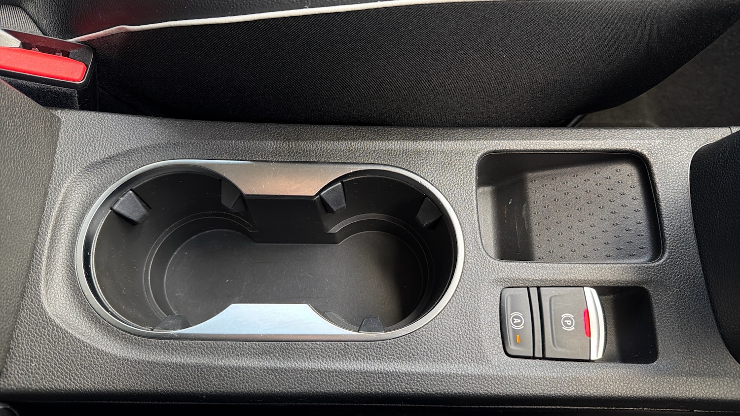 Used Renault Captur 2023 for sale - 76821505: Photo 23