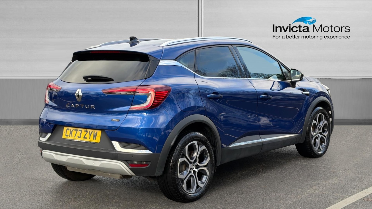 Used Renault Captur 2023 for sale - 76821505: Photo 3