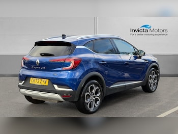 Used Renault Captur 2023 for sale - 76821505: Photo