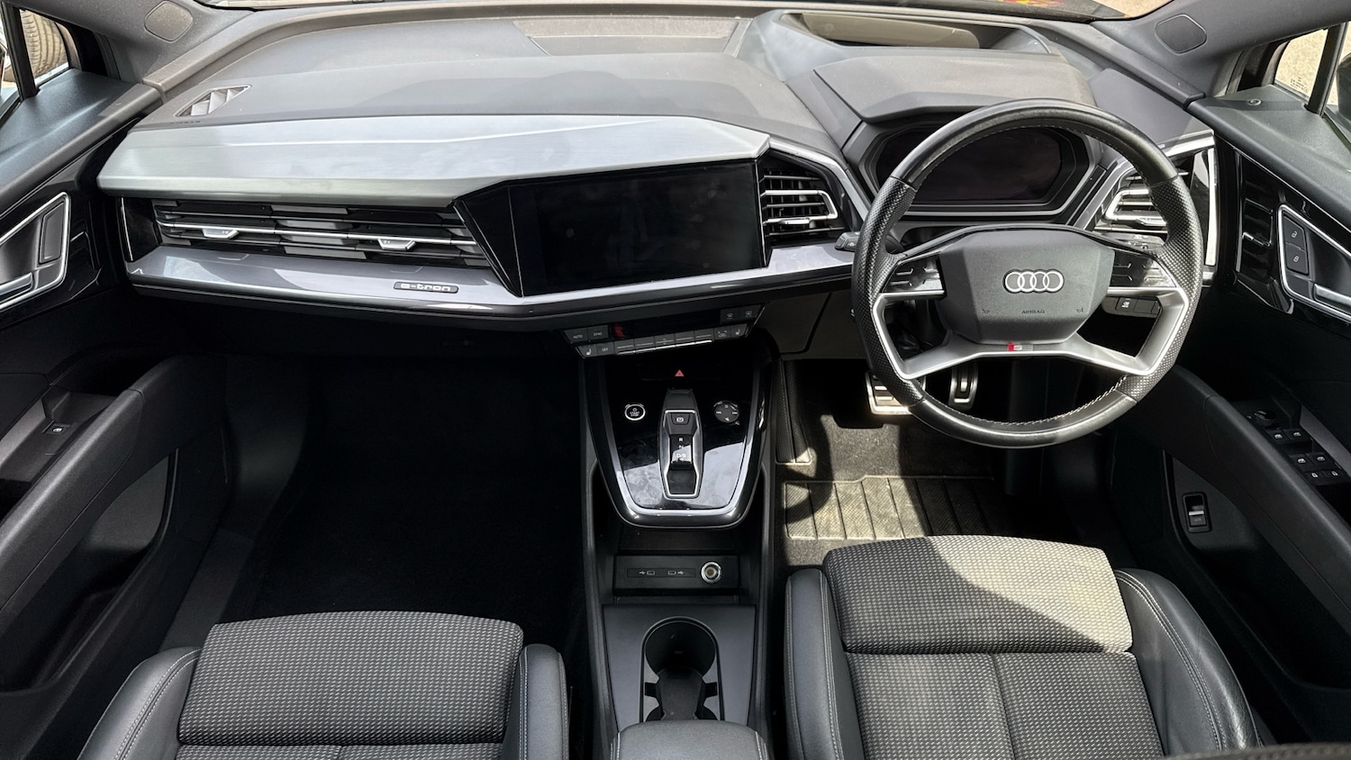 Used Audi Q4 e-tron 2022 for sale - 76896838: Photo 11