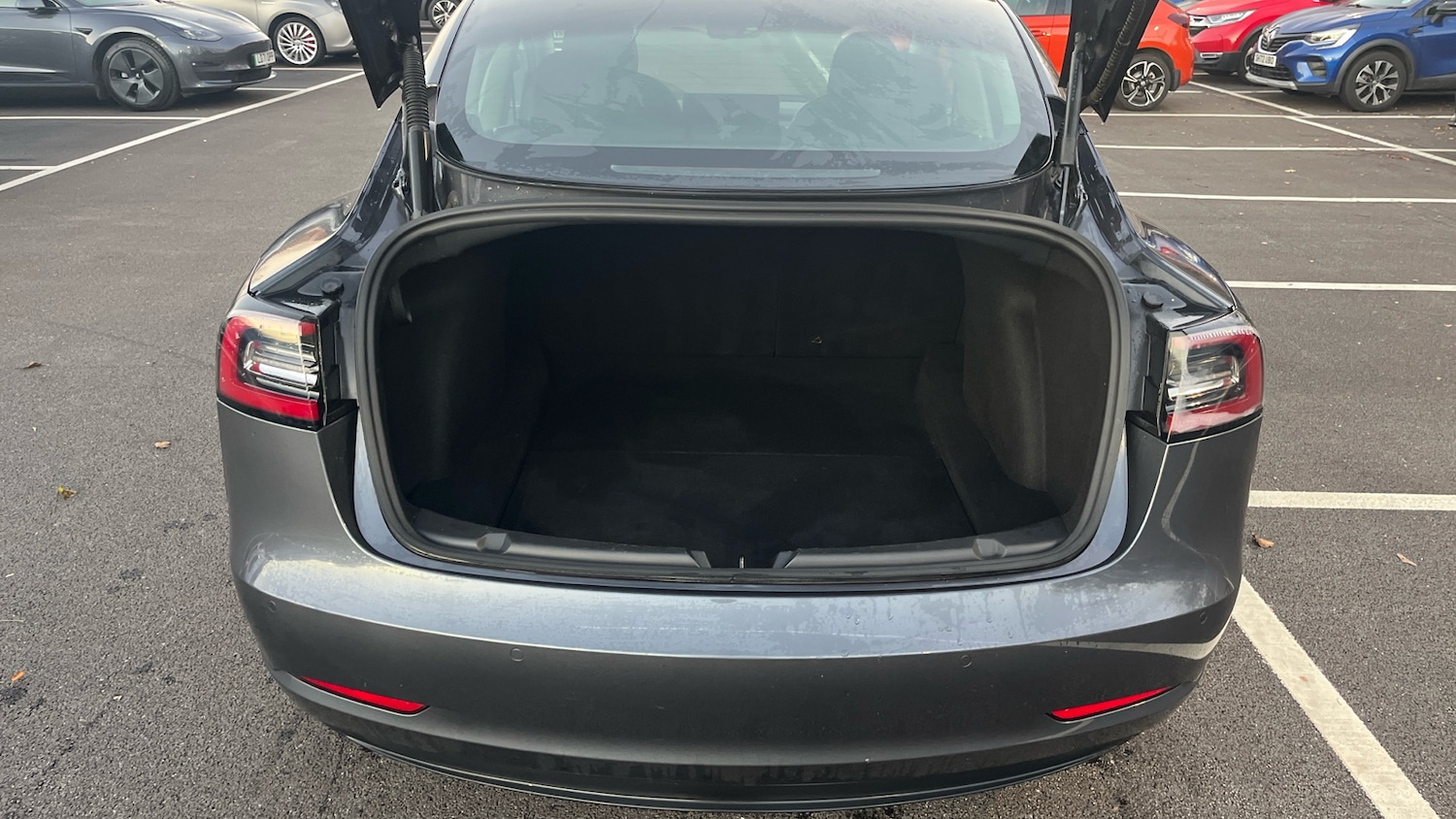Used Tesla Model 3 2021 for sale - 76605502: Photo 15