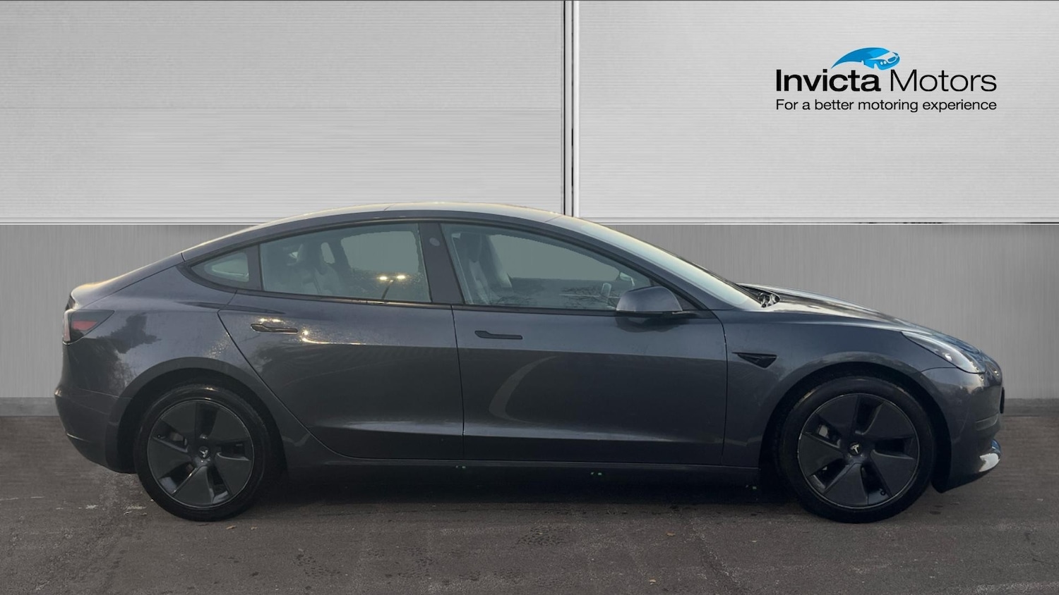 Used Tesla Model 3 2021 for sale - 76605502: Photo 2