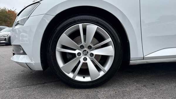 Used Skoda Superb 2018 for sale - 76237312: Photo 17