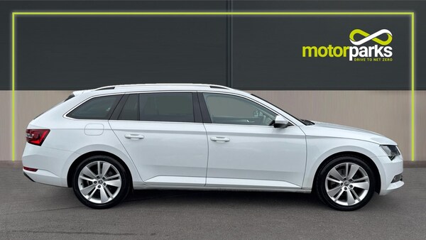 Used Skoda Superb 2018 for sale - 76237312: Photo 2