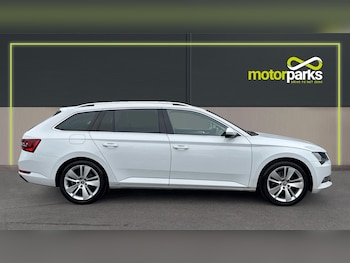Used Skoda Superb 2018 for sale - 76237312: Photo