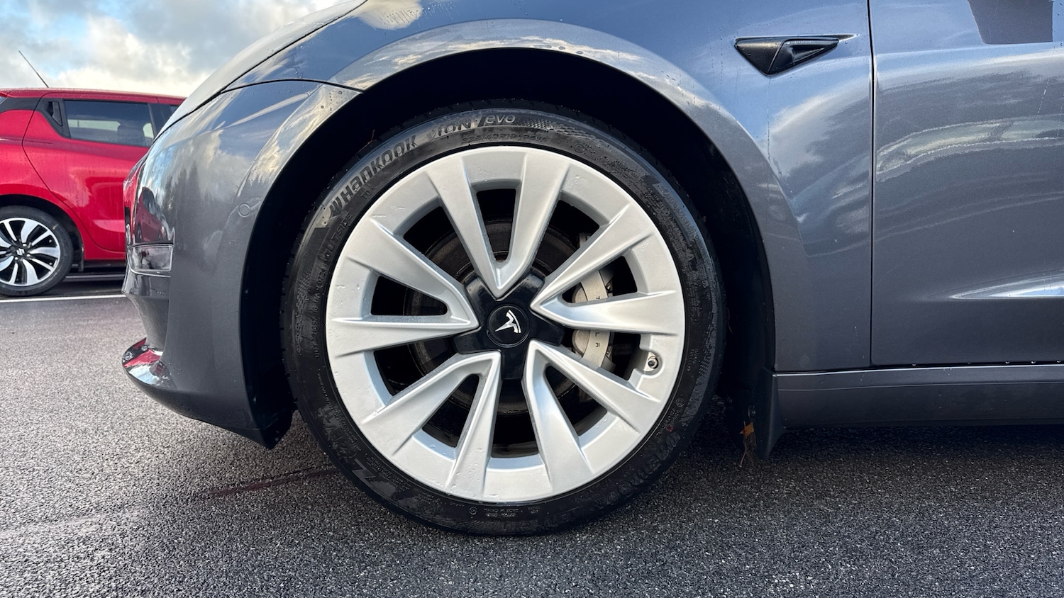 Used Tesla Model 3 2021 for sale - 76305207: Photo 17